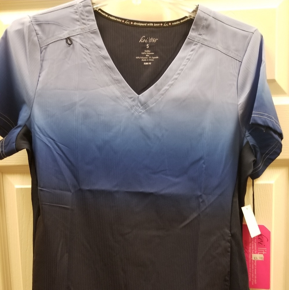 Koi scrub top